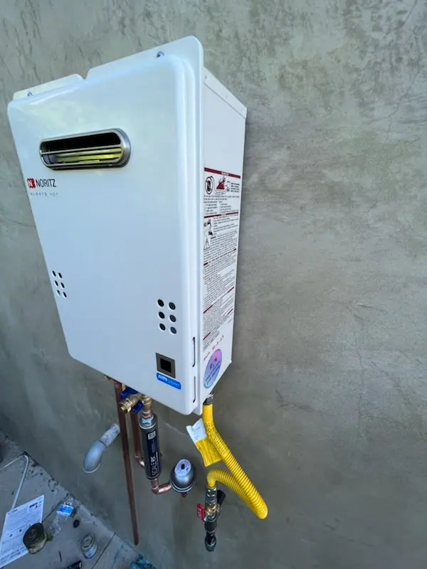 Tankless water heater installation for Selma homes